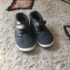 Robeez ro+me soft sole shoes age 18-24mo